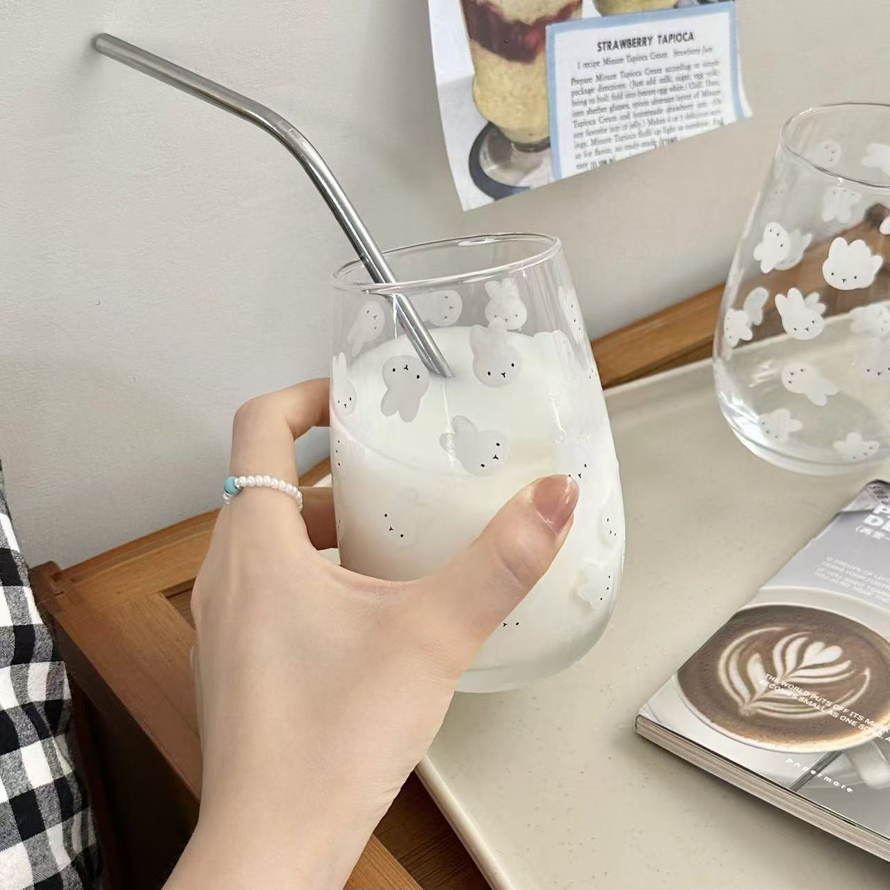 Gelas Kaca Bermotif Kelinci Mi - Coffee Tea & Jane ulasan dan harga